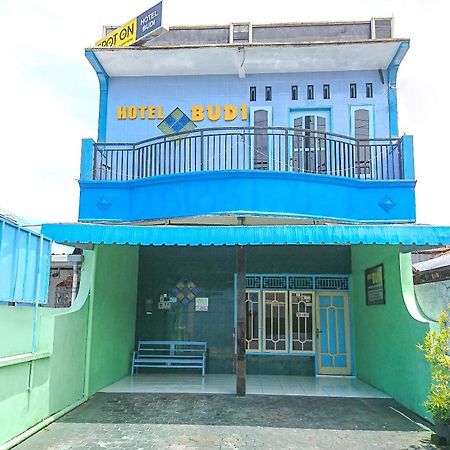 SPOT ON 2871 Hotel Budi Purwokerto Buitenkant foto