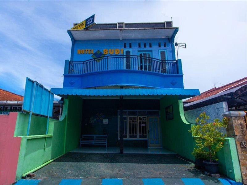 SPOT ON 2871 Hotel Budi Purwokerto Buitenkant foto