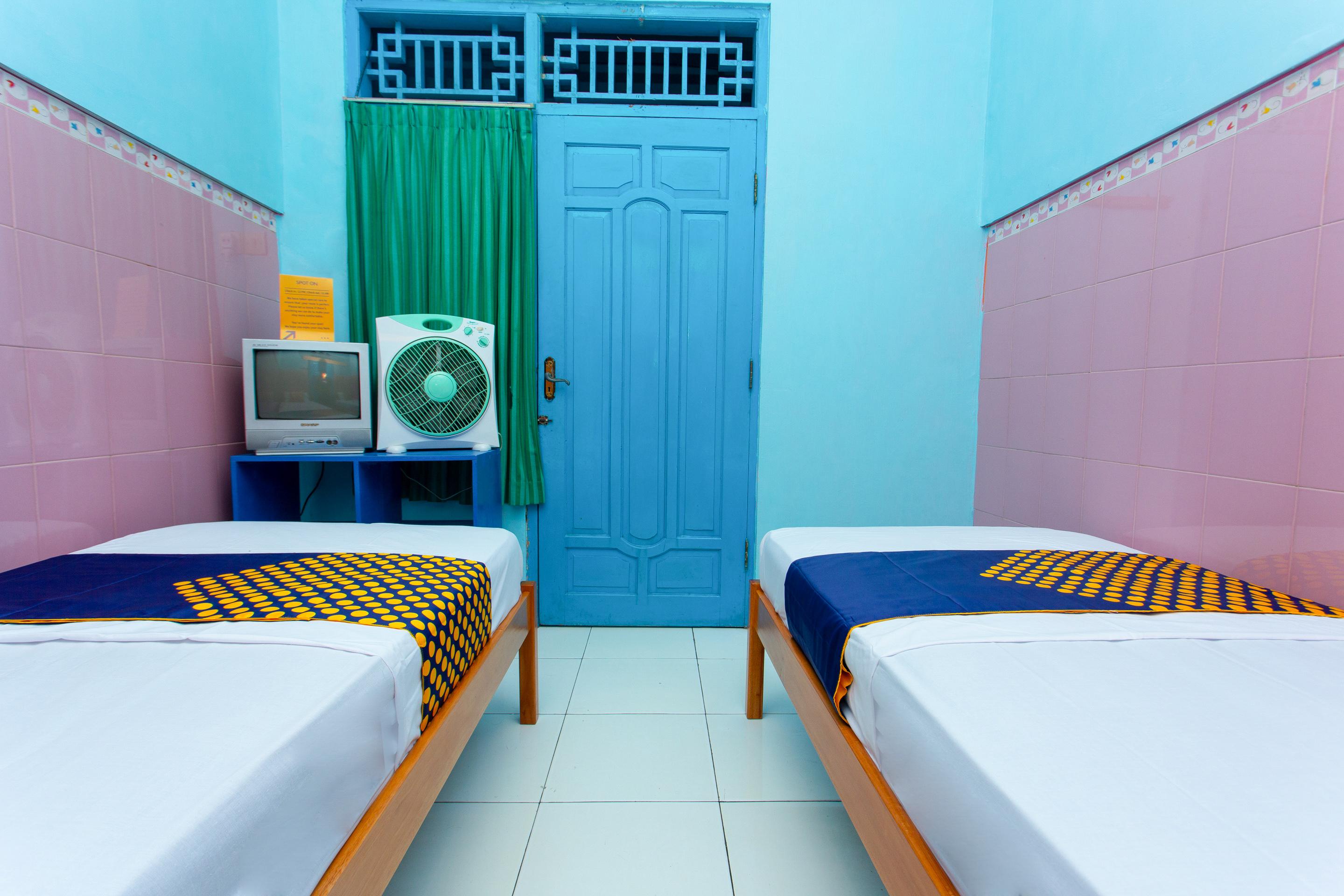 SPOT ON 2871 Hotel Budi Purwokerto Buitenkant foto