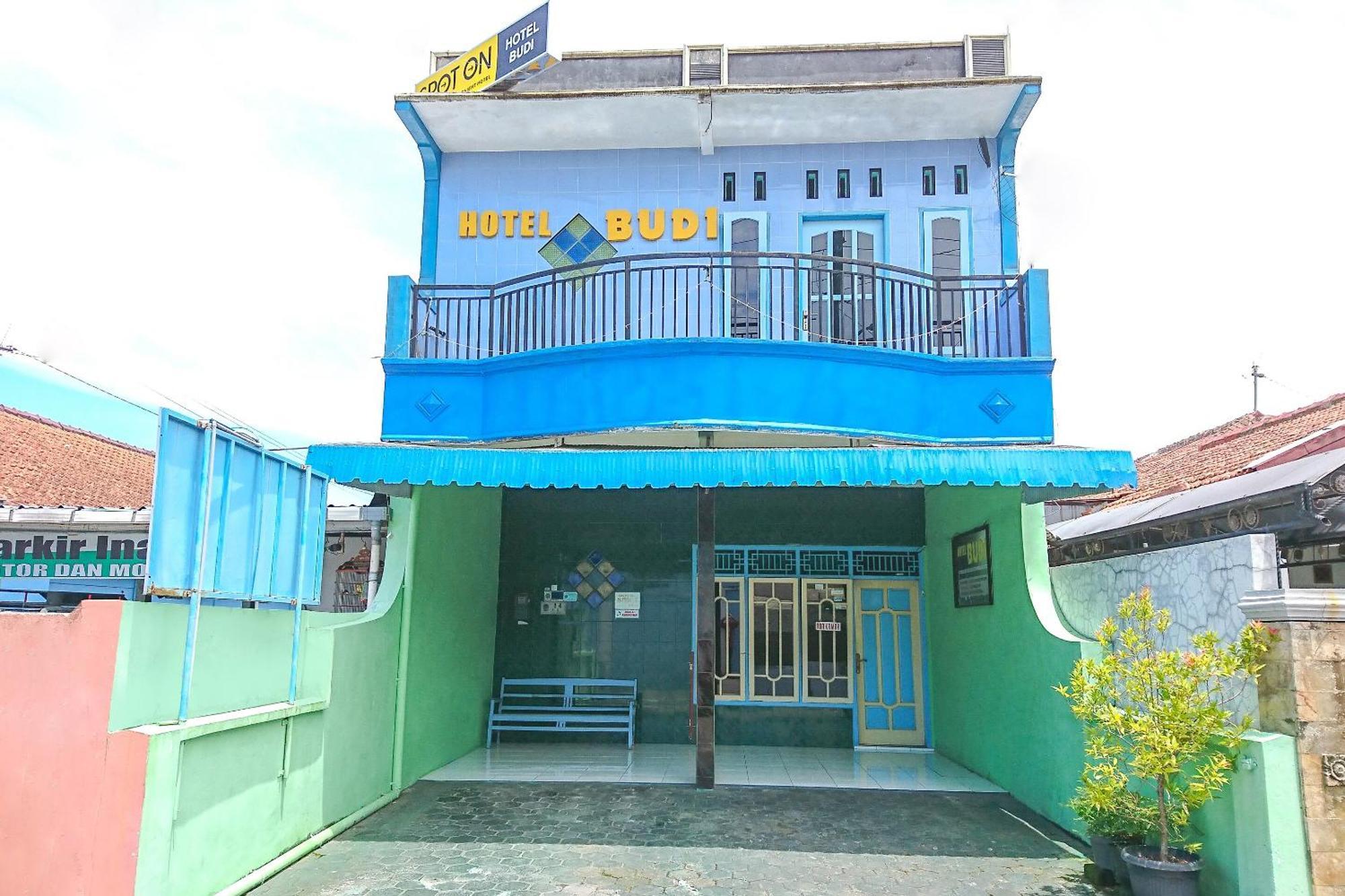 SPOT ON 2871 Hotel Budi Purwokerto Buitenkant foto