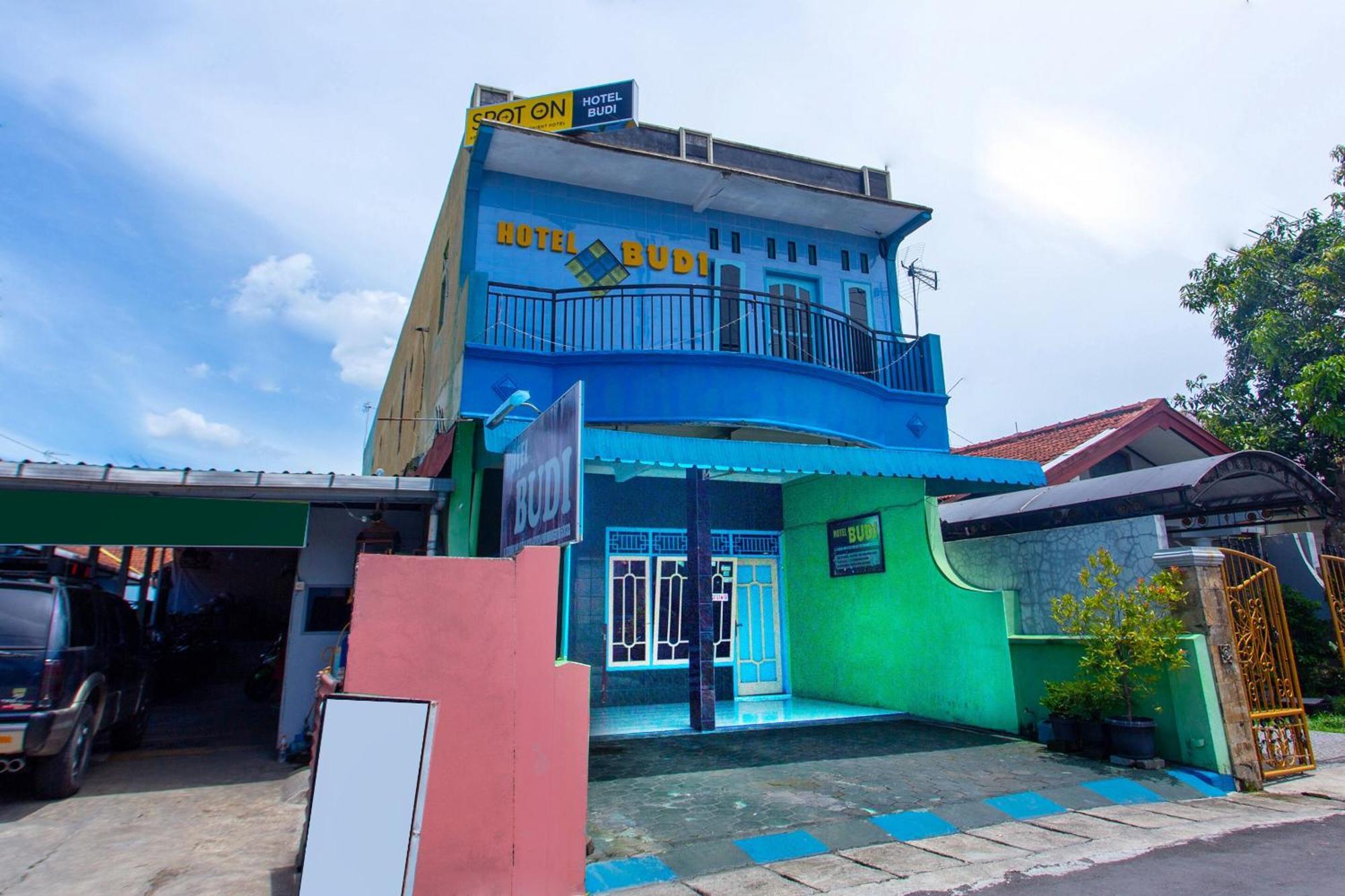 SPOT ON 2871 Hotel Budi Purwokerto Buitenkant foto