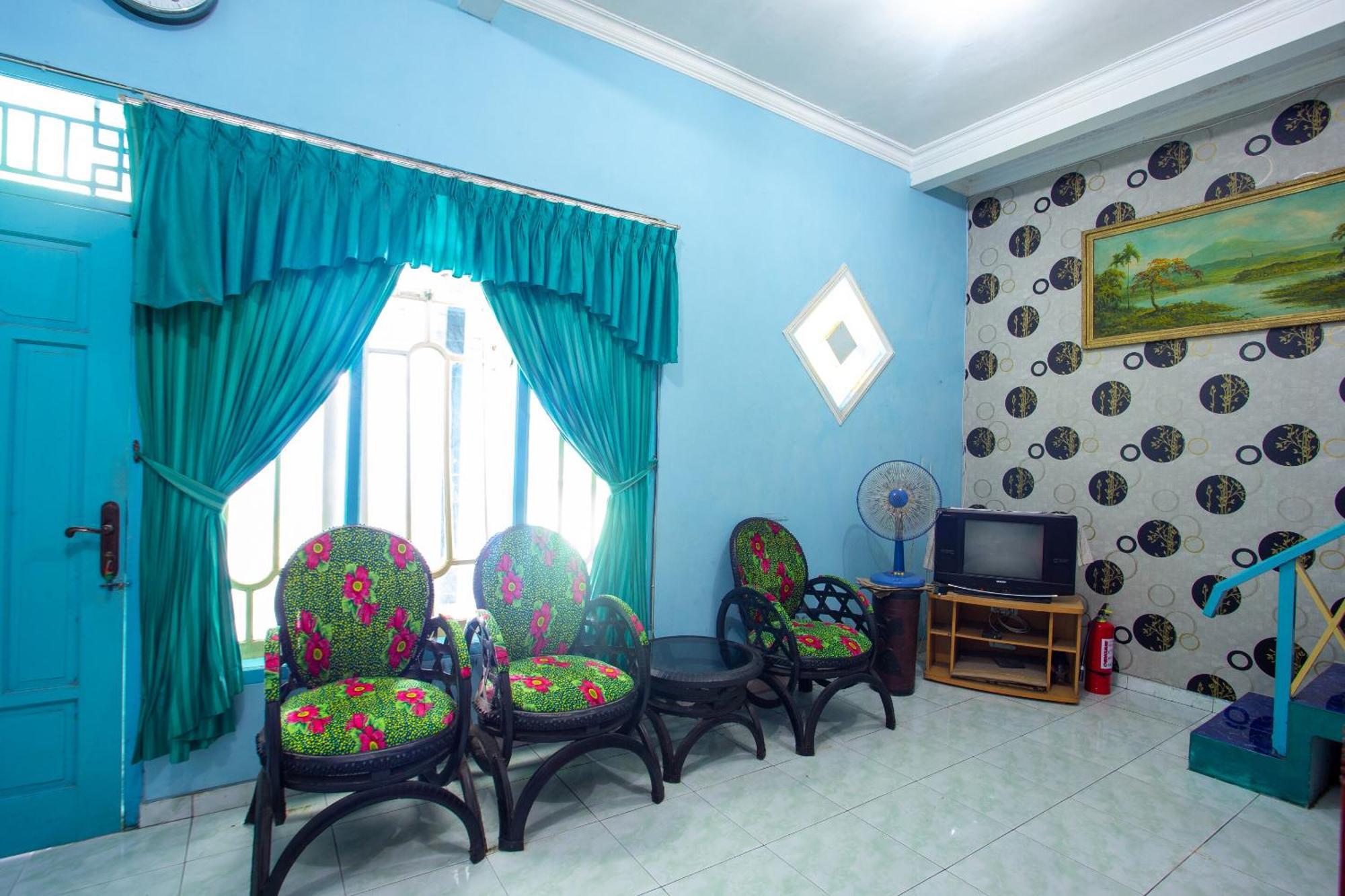 SPOT ON 2871 Hotel Budi Purwokerto Buitenkant foto