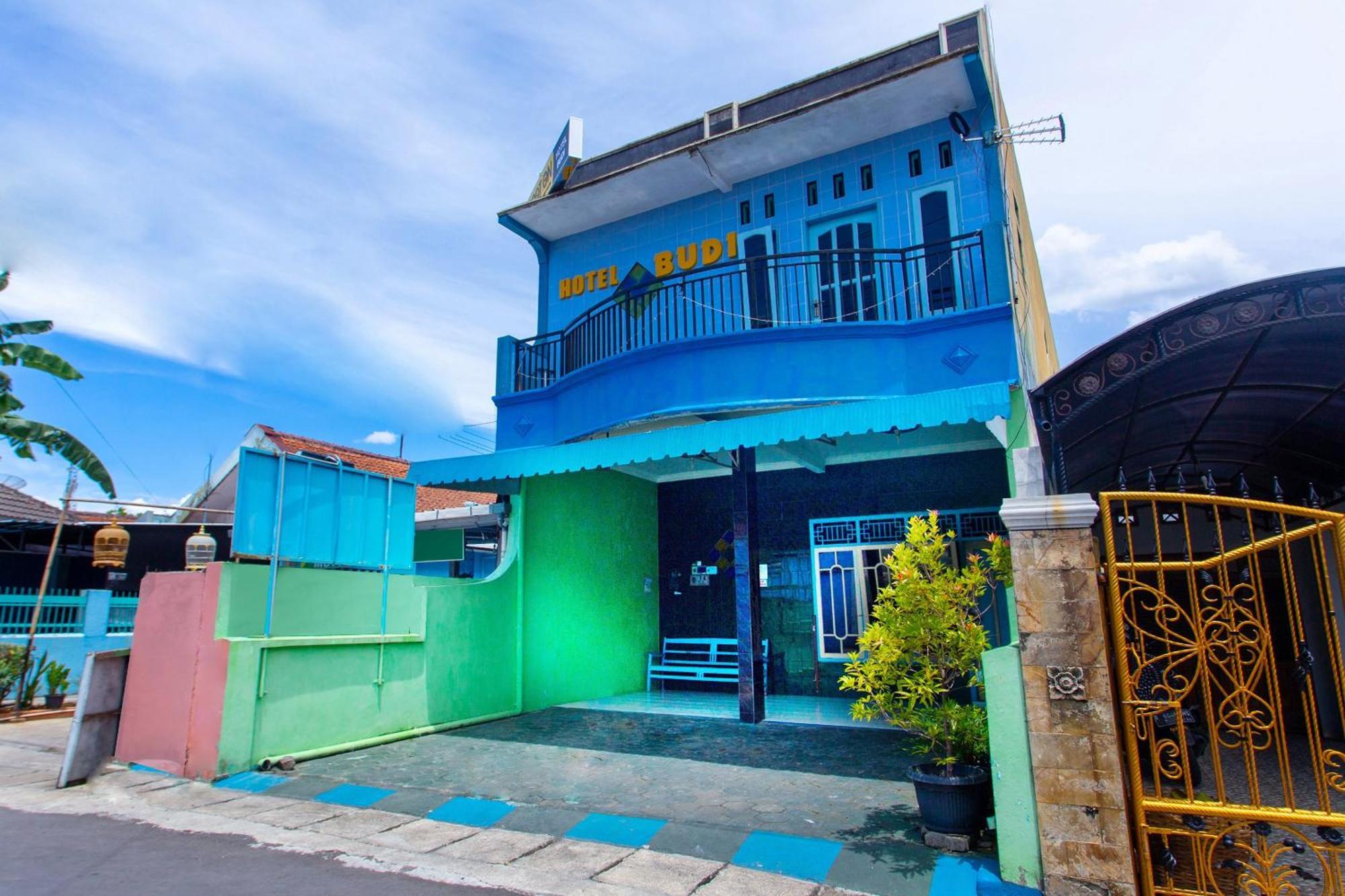 SPOT ON 2871 Hotel Budi Purwokerto Buitenkant foto